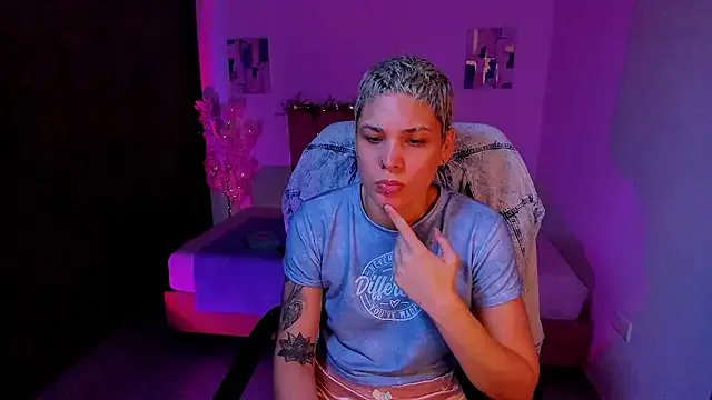 Freechat Charlee_pink on StripChat