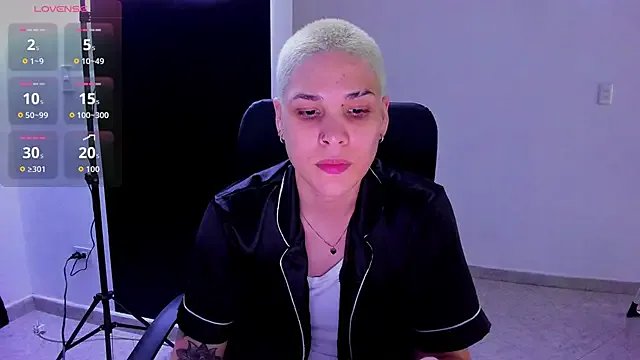 Freechat Charlee_pink on StripChat