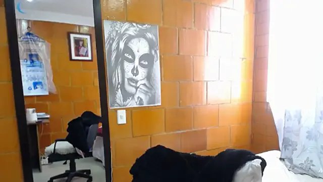 charlote_temple on StripChat