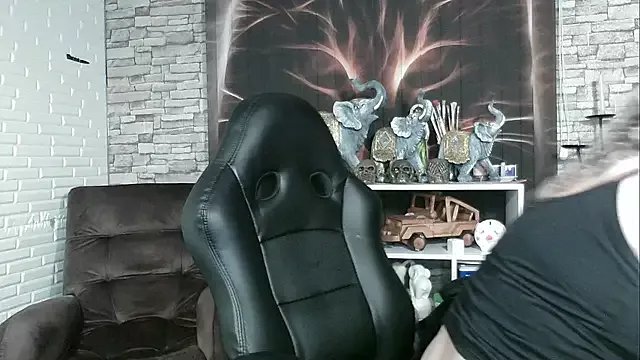 charlotedoll on StripChat