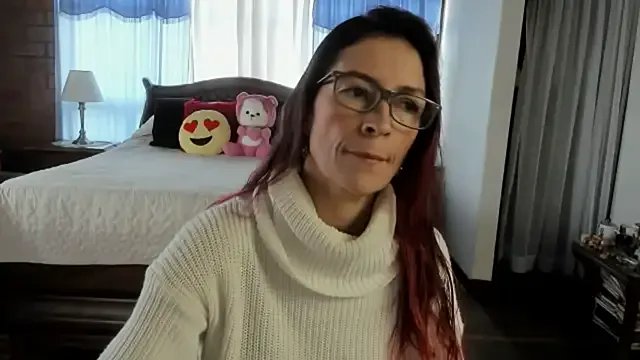 Charlotte-Willson on StripChat