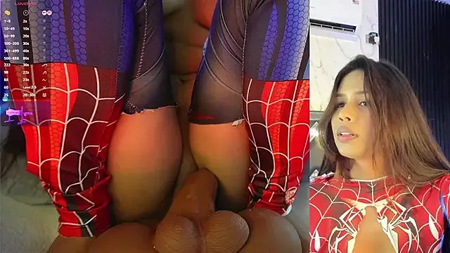 charlotte_01 on StripChat