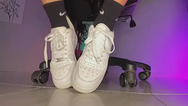 charlotte__grey on StripChat