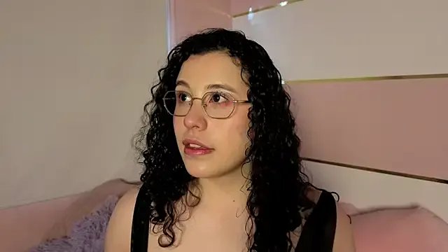 Charlotte__Miller on StripChat