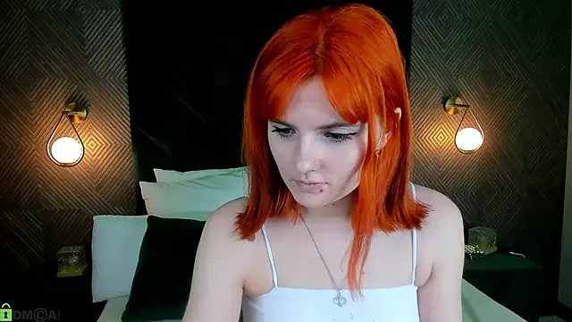 CharlotteMitchell on StripChat