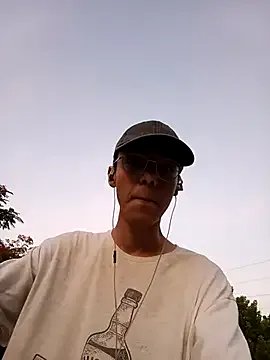 ChavoOT on StripChat