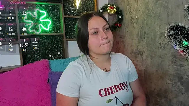 cherry_coper on StripChat