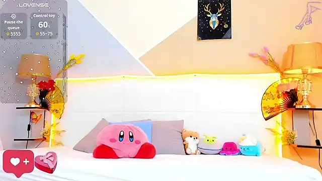 cherryboom23 on StripChat