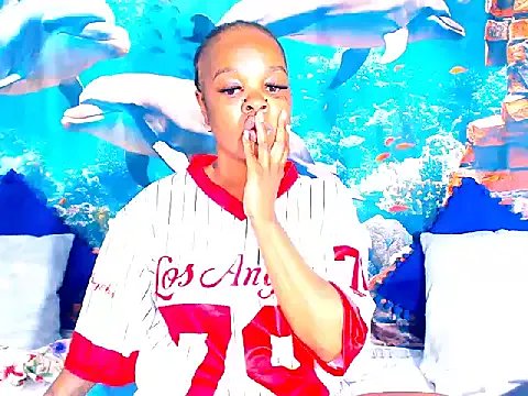 Cherrybootyjoy on StripChat