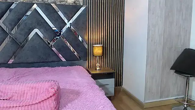 cheryl_hs on StripChat