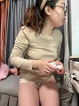 chick-888 on StripChat