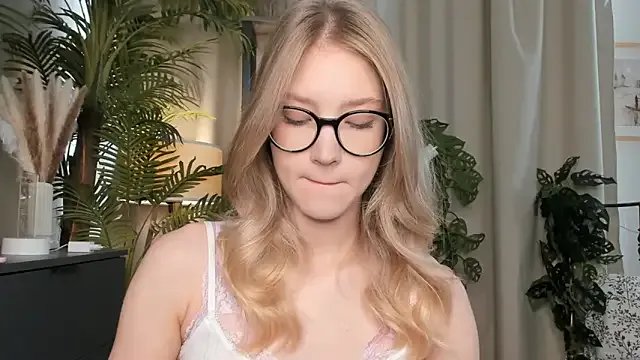 ChinBonnell on StripChat