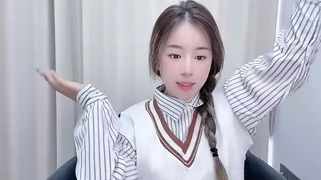 chloe-01 on StripChat