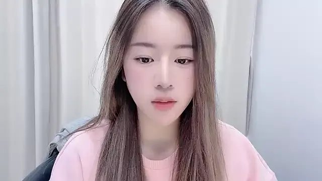 chloe-01 on StripChat