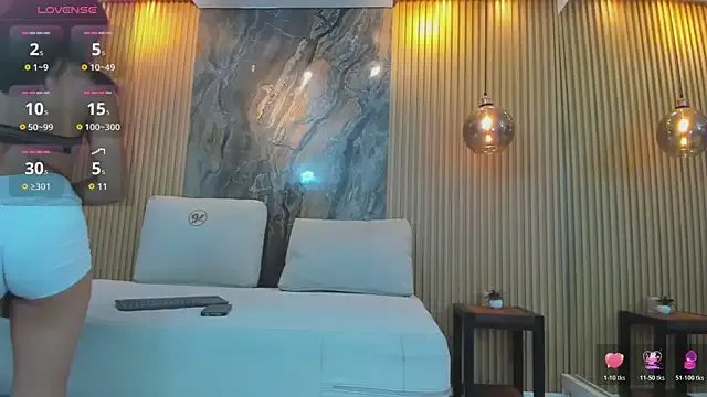 chloe_murray on StripChat