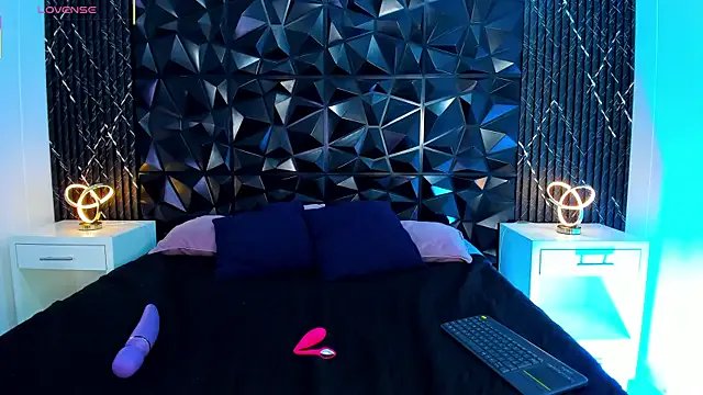 chloegils_ on StripChat