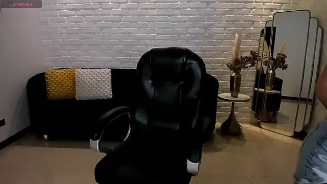 ChloePreston_ on StripChat