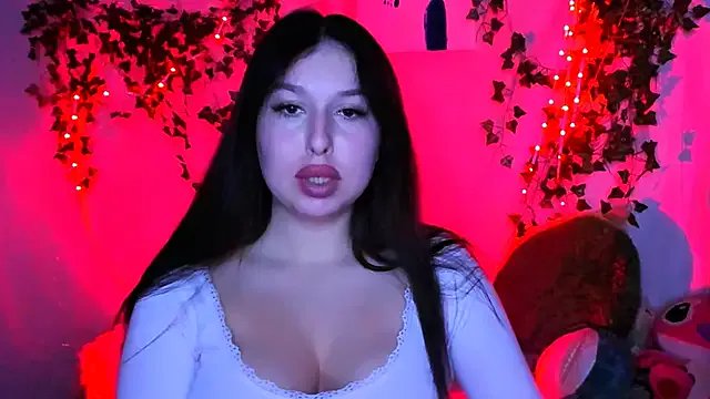 ChloeRicc on StripChat