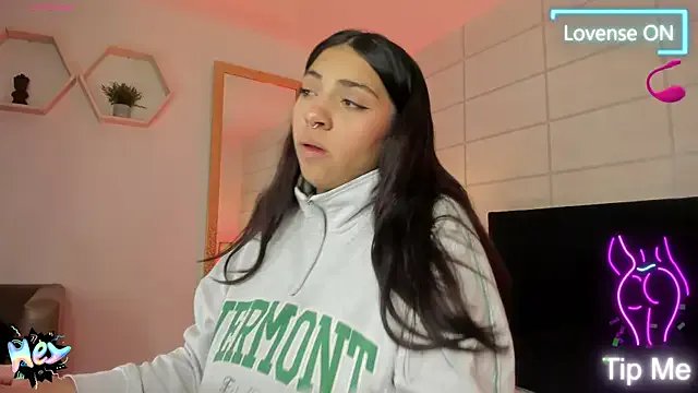 Christine_harper on StripChat