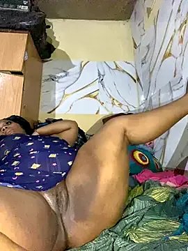 chubbybbw18 on StripChat