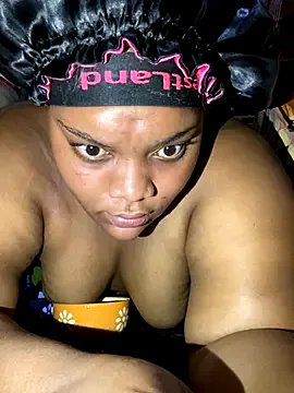 chubbybbw18 on StripChat