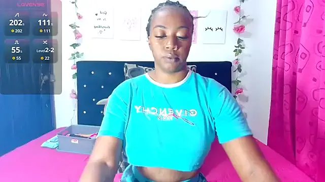 CiaraEbony on StripChat