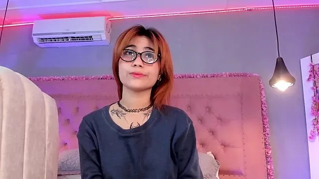 CIEL-DOUCE on StripChat