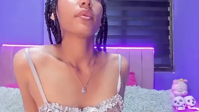 CintiaWalker — Let me suck all your cock