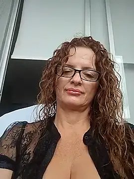 Freechat CioniWeiss on StripChat