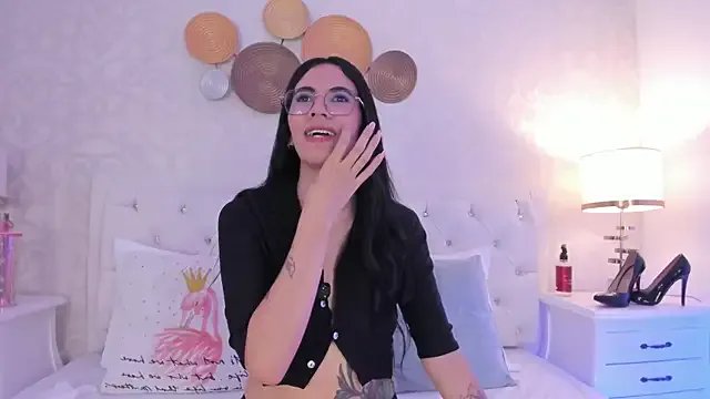 Freechat Clarisse28 on StripChat