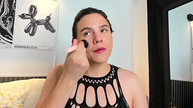 Cloe_Bonne on StripChat