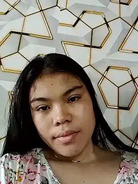 cloe_candy19 on StripChat