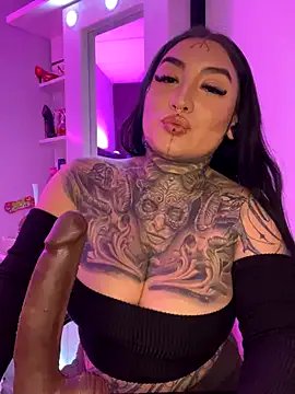 CloeeBeckam on StripChat