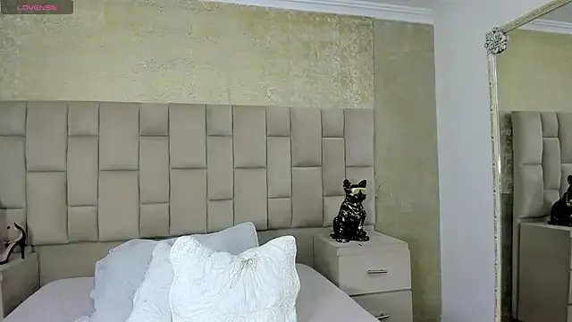 cloesummerr_ on StripChat