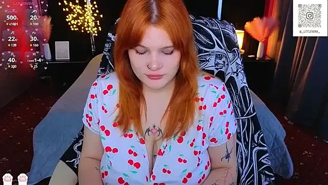 Clumsy_Nana — completely naked