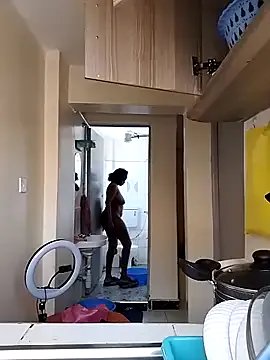 Coco_squirter on StripChat