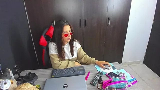 Freechat Cositarica_ on StripChat