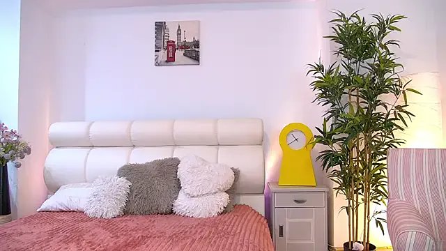 Cougar_Milff on StripChat