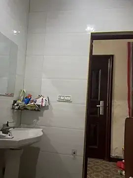 crhong666 on StripChat