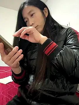 crhong666 on StripChat