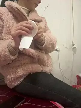 crhong666 on StripChat