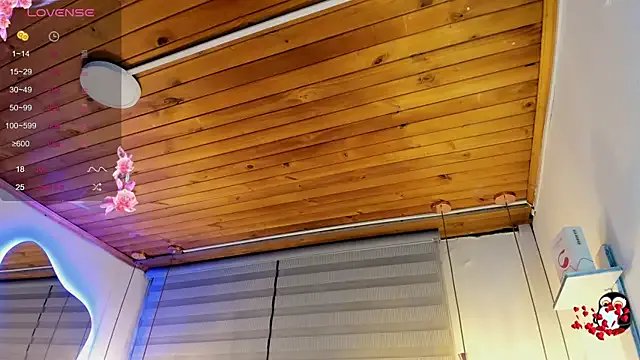 cristal__hot_1 on StripChat