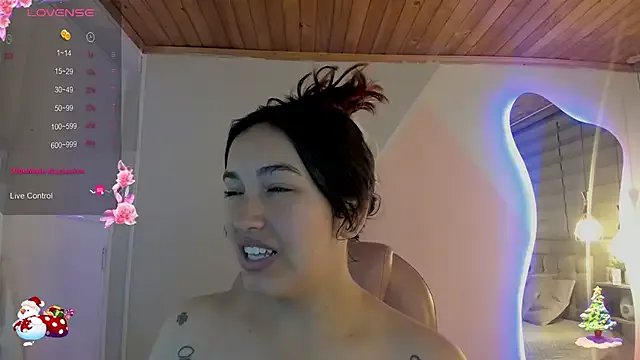 cristal__hot_1 on StripChat