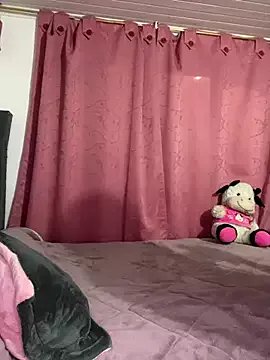 CristalGmez on StripChat