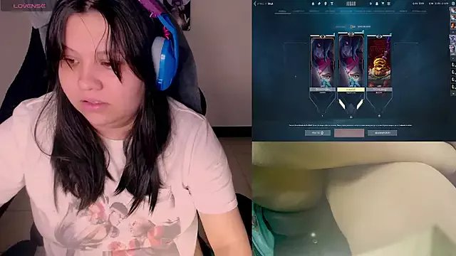 crystal7u7 on StripChat