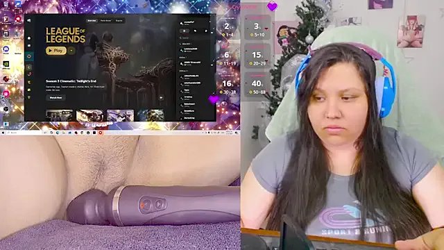 crystal7u7 on StripChat