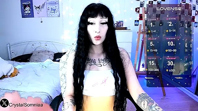 Crystal_somnia on StripChat