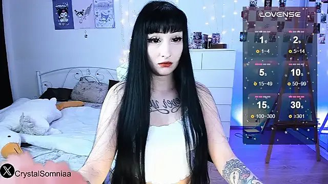 Crystal_somnia on StripChat