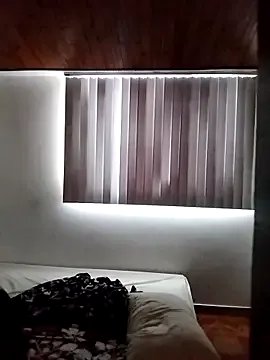 Crystal_Star_ on StripChat