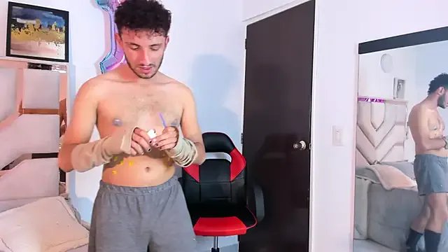 Curlystartt — fingers inside 